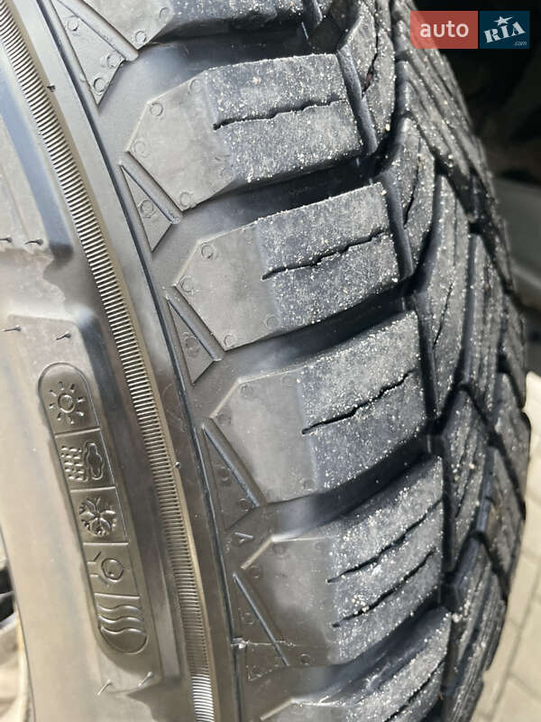 Тентованый Iveco Daily 2014 в Киеве фото 10 Тентованый Iveco Daily 2014 в Киеве