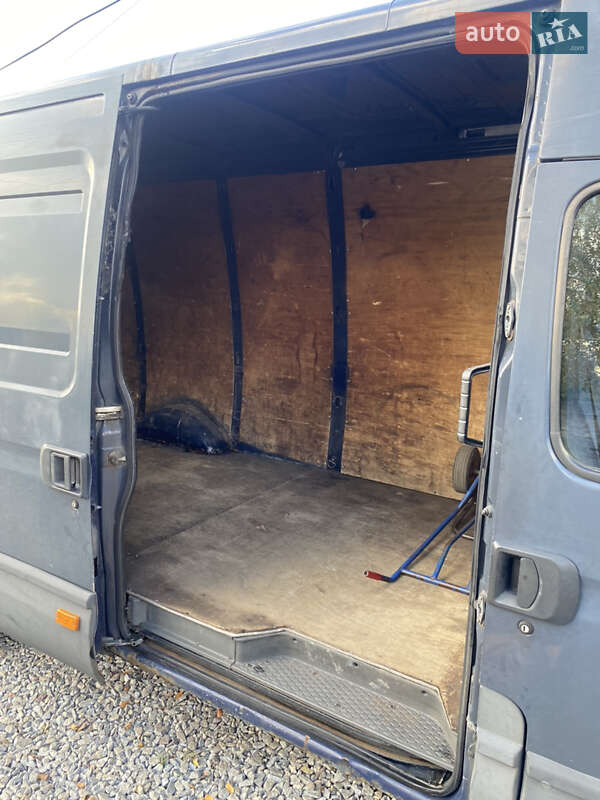 Грузовой фургон Iveco Daily 2006 в Житомире