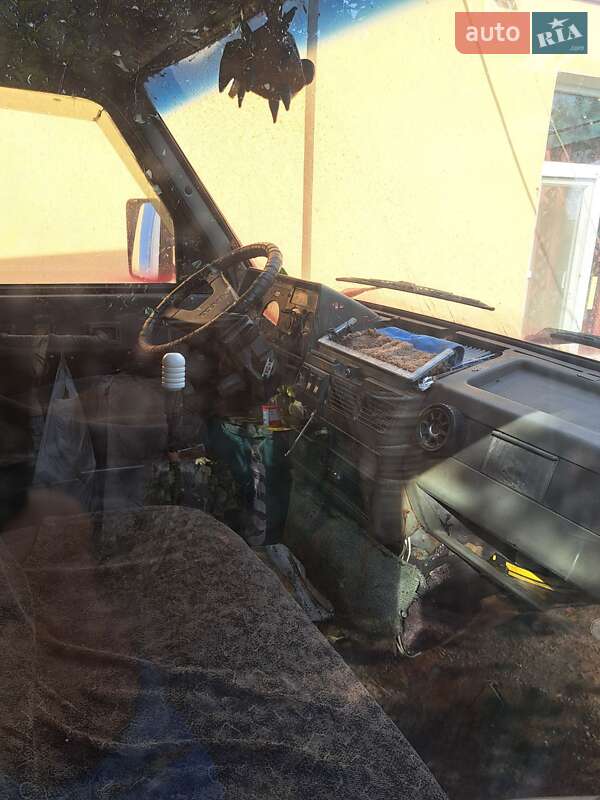 Грузовой фургон Iveco Daily 1992 в Харькове фото 4 Грузовой фургон Iveco Daily 1992 в Харькове