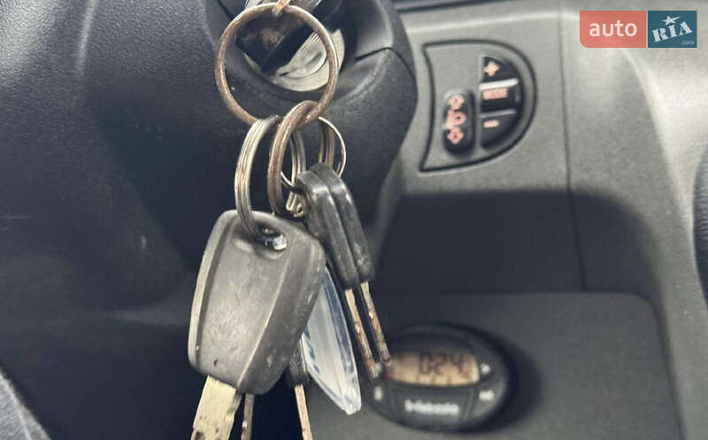 Вантажний фургон Iveco Daily 2014 в Рівному фото 19 Вантажний фургон Iveco Daily 2014 в Рівному