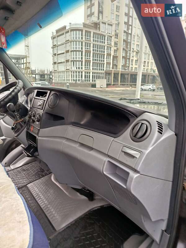 Вантажний фургон Iveco Daily 2007 в Києві фото 20 Вантажний фургон Iveco Daily 2007 в Києві