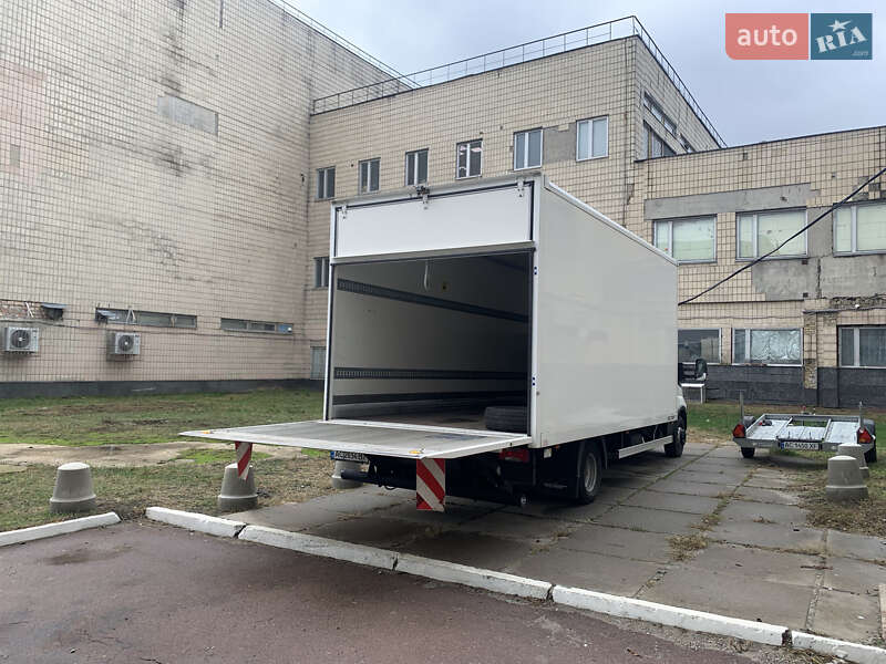 Грузовой фургон Iveco Daily 2017 в Киеве