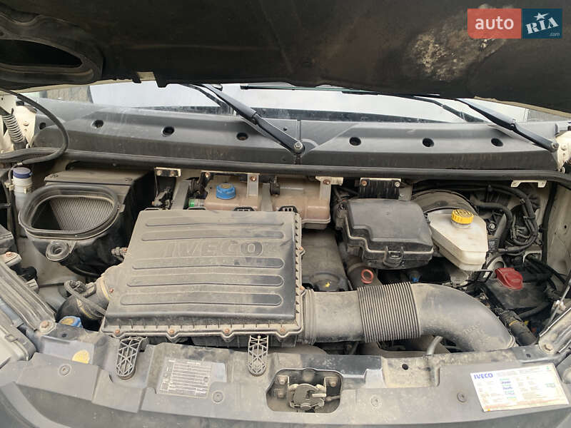 Грузовой фургон Iveco Daily 2017 в Киеве