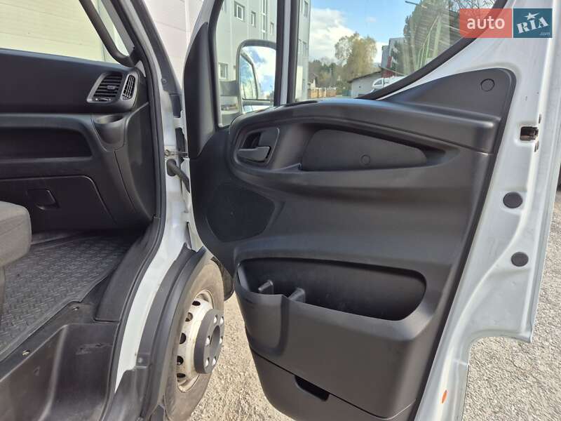 Рефрижератор Iveco Daily 2015 в Ужгороді фото 28 Рефрижератор Iveco Daily 2015 в Ужгороді