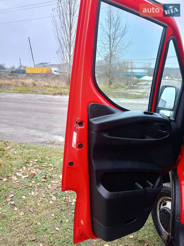 Грузовой фургон Iveco Daily 2016 в Киеве фото 7 Грузовой фургон Iveco Daily 2016 в Киеве