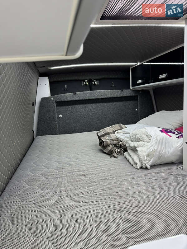 Дом на колесах Iveco Daily 2016 в Киеве