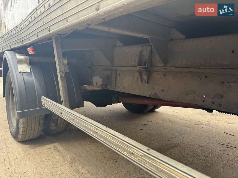 Вантажний фургон Iveco Daily 2003 в Києві