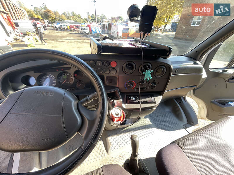 Грузовой фургон Iveco Daily 2006 в Черновцах фото 2 Грузовой фургон Iveco Daily 2006 в Черновцах