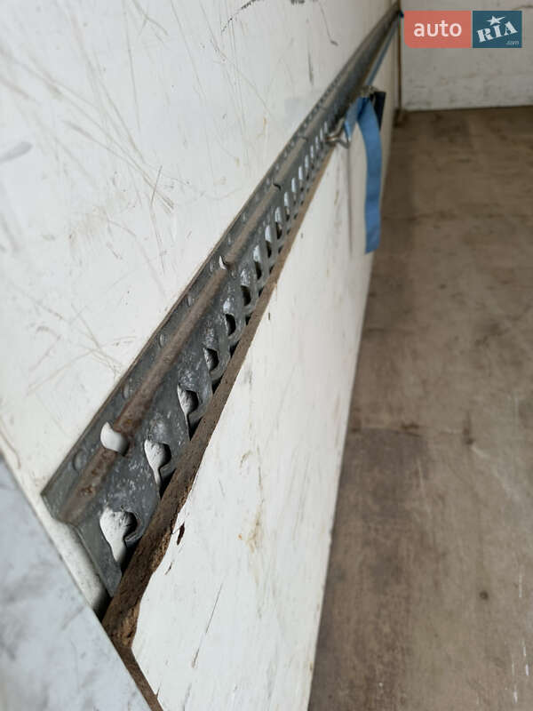 Вантажний фургон Iveco Daily 2015 в Ковелі