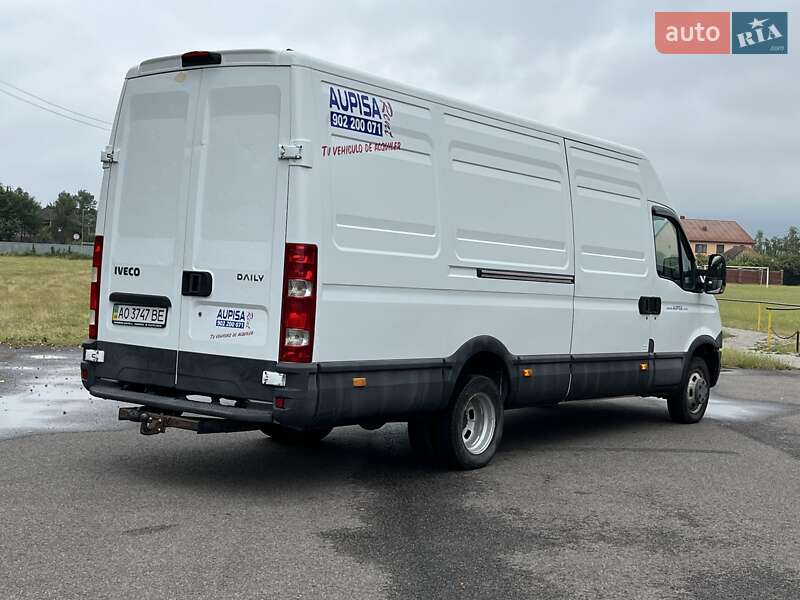 Грузовой фургон Iveco Daily 2012 в Мукачево