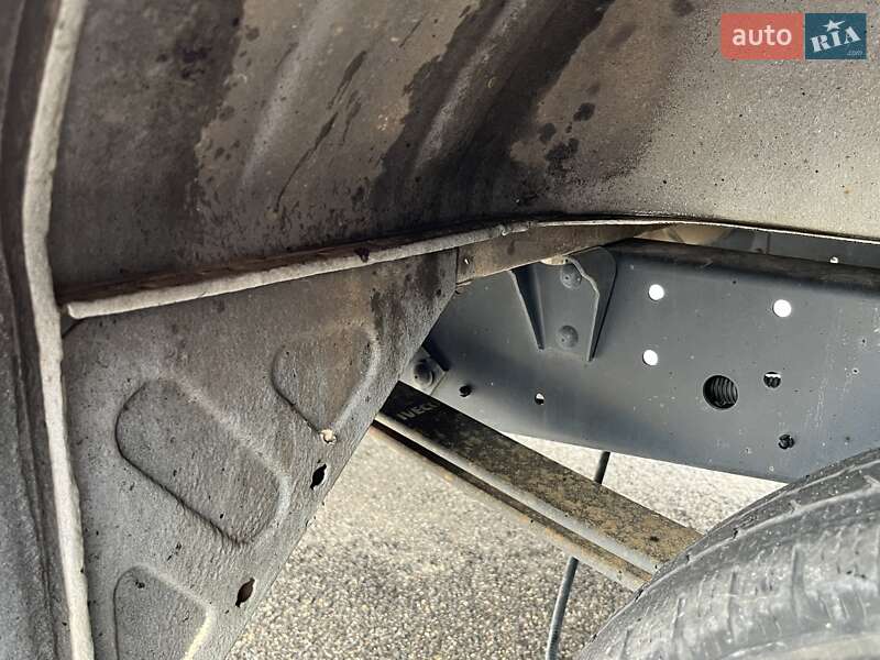 Грузовой фургон Iveco Daily 2012 в Мукачево