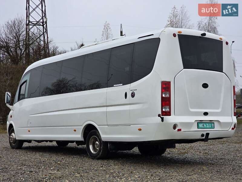Микроавтобус Iveco Daily 2010 в Тернополе