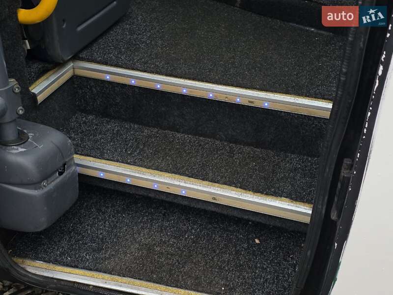 Микроавтобус Iveco Daily 2010 в Тернополе