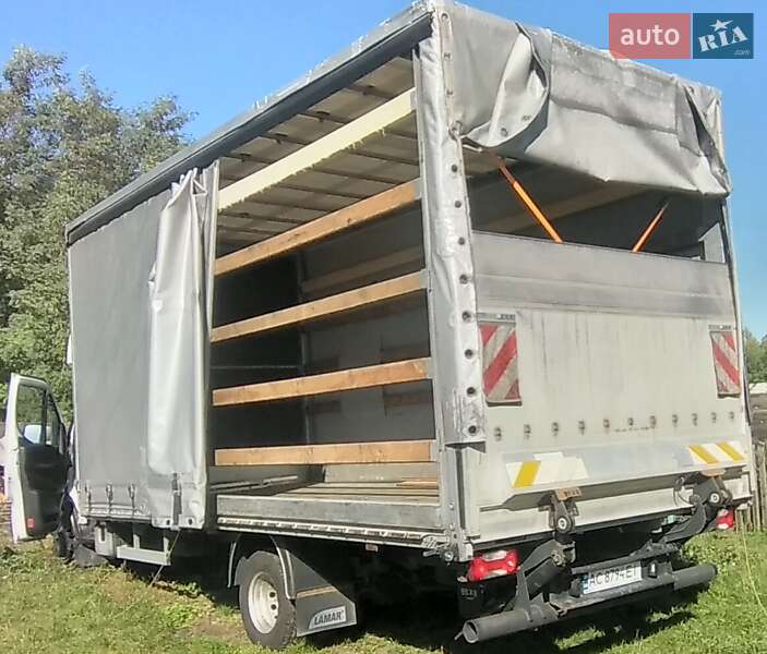 Вантажний фургон Iveco Daily 2016 в Ковелі