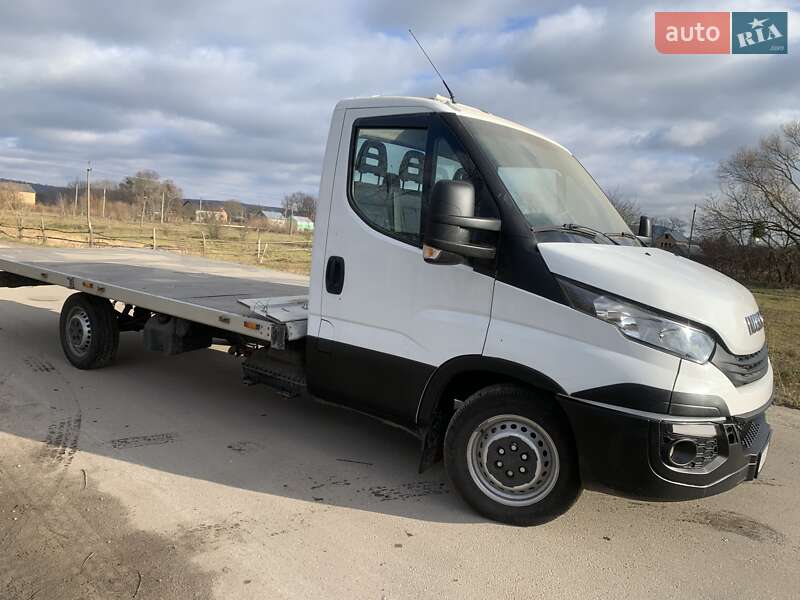Вантажний фургон Iveco Daily 2016 в Золочеві