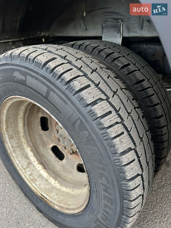 Микроавтобус грузовой (до 3,5т) Iveco Daily 2015 в Луцке