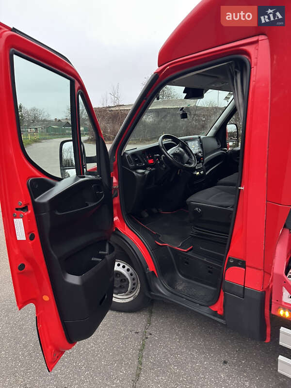 Эвакуатор Iveco Daily 2015 в Виннице фото 16 Эвакуатор Iveco Daily 2015 в Виннице