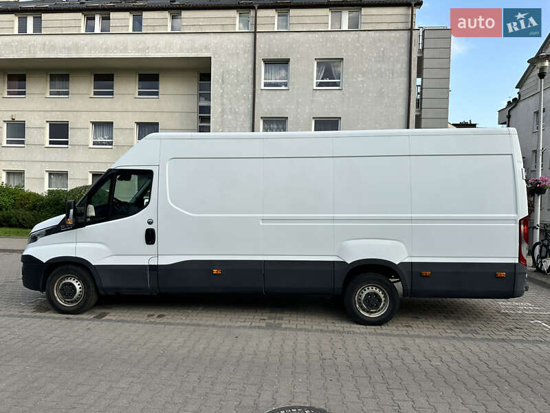 Грузовой фургон Iveco Daily 2018 в Киеве