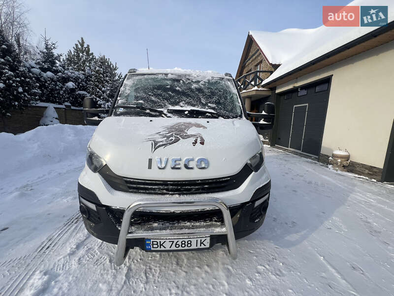 Автовоз Iveco Daily 2017 в Дубно