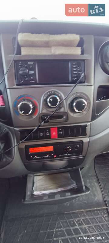 Грузовик Iveco Daily 2013 в Калиновке