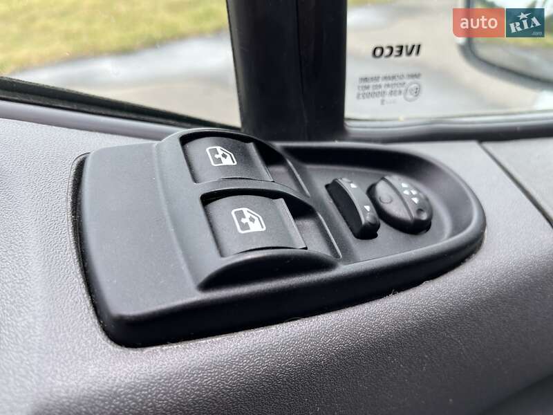 Микроавтобус грузовой (до 3,5т) Iveco Daily 2012 в Мукачево