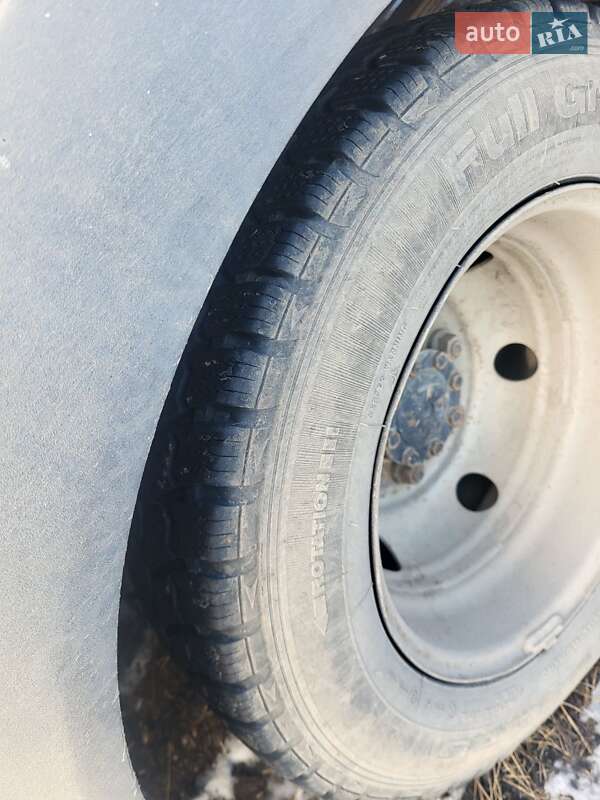 Грузовой фургон Iveco Daily 2002 в Ивано-Франковске