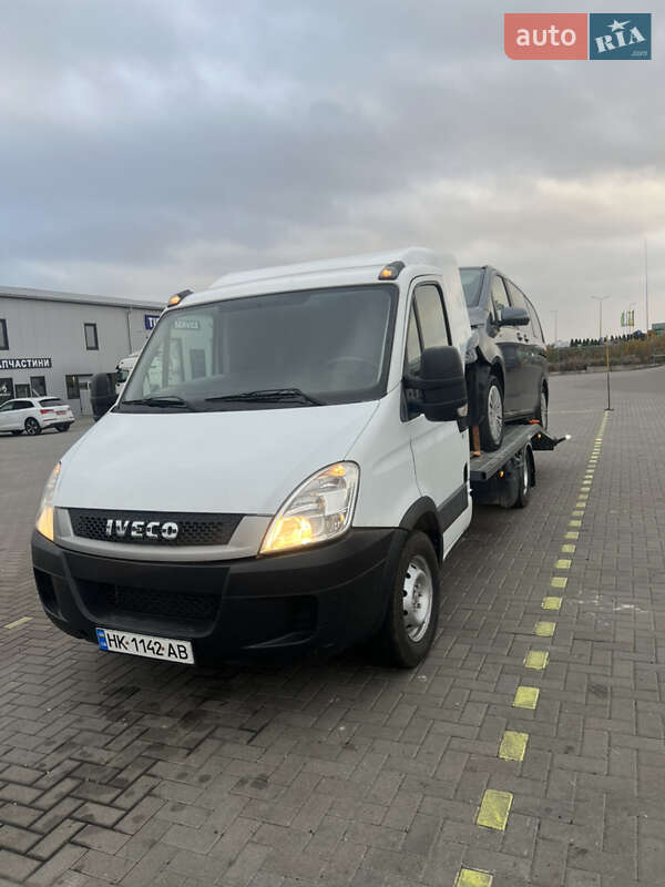 Автовоз Iveco Daily 2015 в Ровно