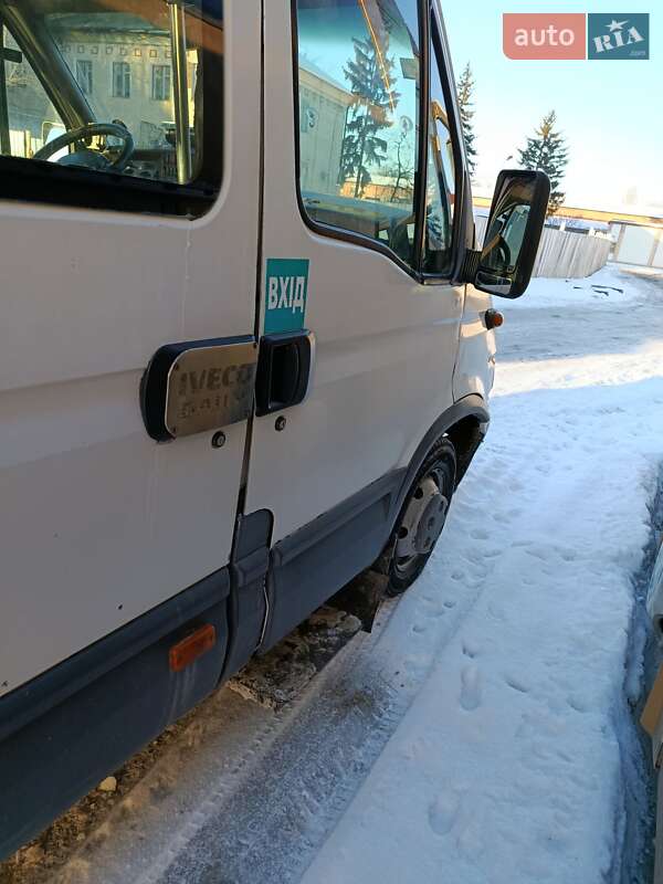 Микроавтобус Iveco Daily 2000 в Каменец-Подольском