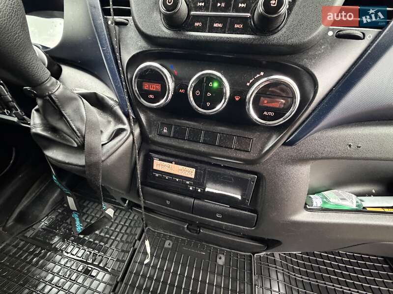 Эвакуатор Iveco Daily 2018 в Трускавце фото 28 Эвакуатор Iveco Daily 2018 в Трускавце