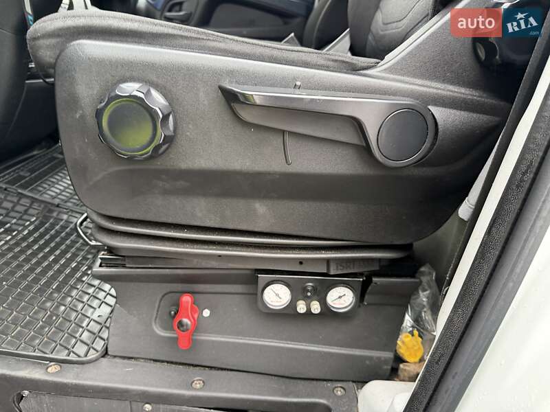 Эвакуатор Iveco Daily 2018 в Трускавце фото 37 Эвакуатор Iveco Daily 2018 в Трускавце