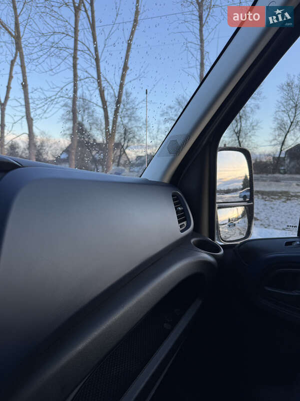 Автовоз Iveco Daily 2018 в Яворове