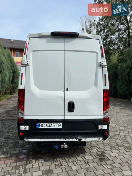 Вантажний фургон Iveco Daily 2015 в Самборі