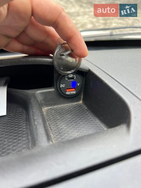 Вантажний фургон Iveco Daily 2015 в Самборі