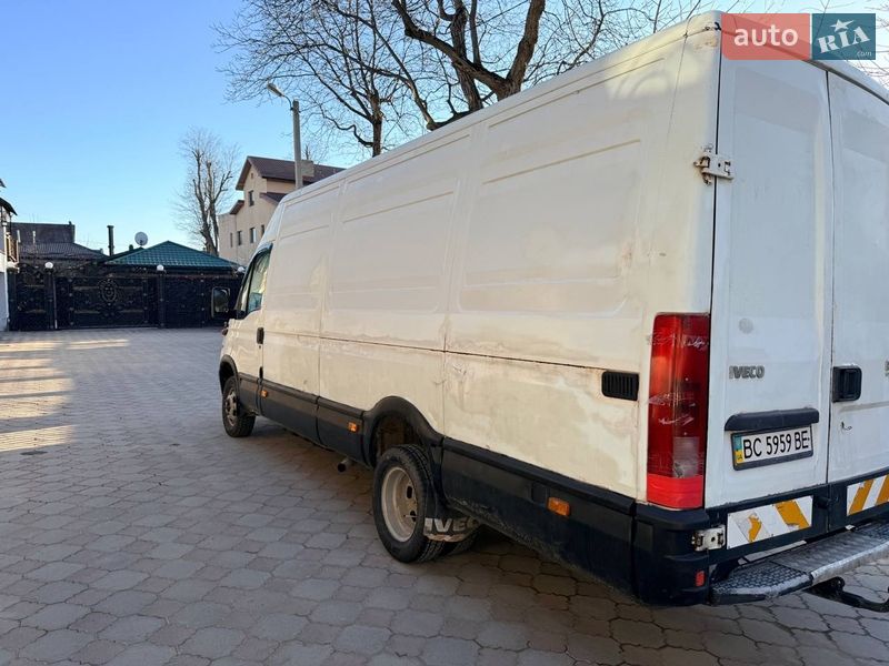 Грузовой фургон Iveco Daily 2004 в Львове