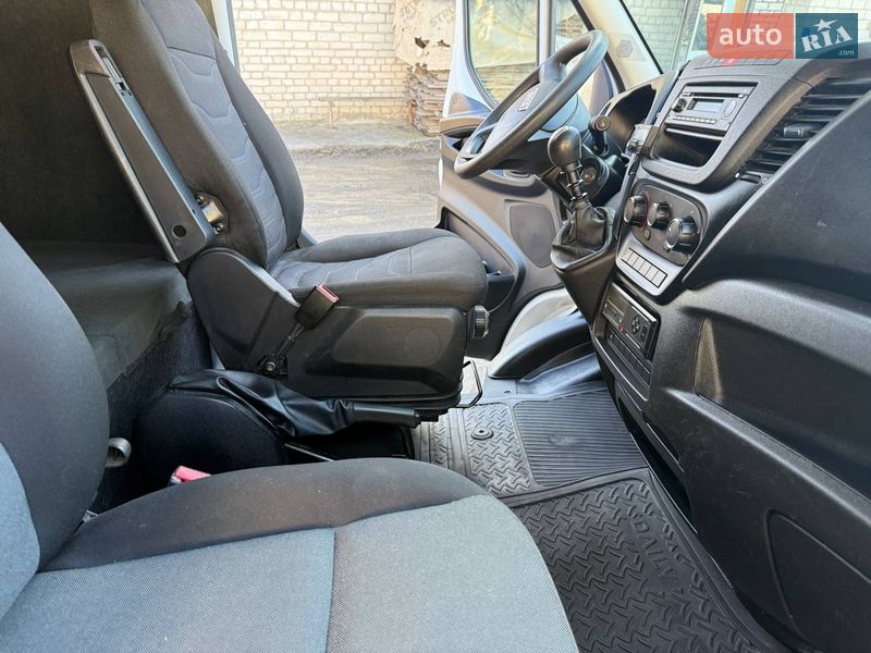 Автовоз Iveco Daily 2016 в Ковеле