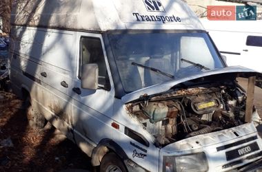 Вантажний фургон Iveco Daily 1998 в Чернівцях