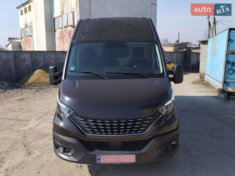 Вантажний фургон Iveco Daily 2021 в Рівному