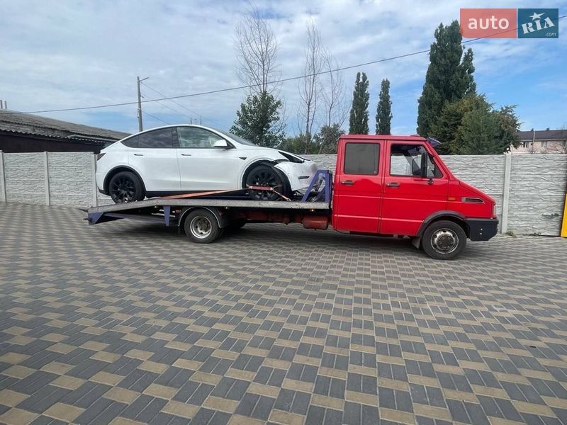 Эвакуатор Iveco Daily 1997 в Киеве фото 16 Эвакуатор Iveco Daily 1997 в Киеве