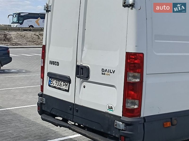 Грузовой фургон Iveco Daily 2007 в Малехове