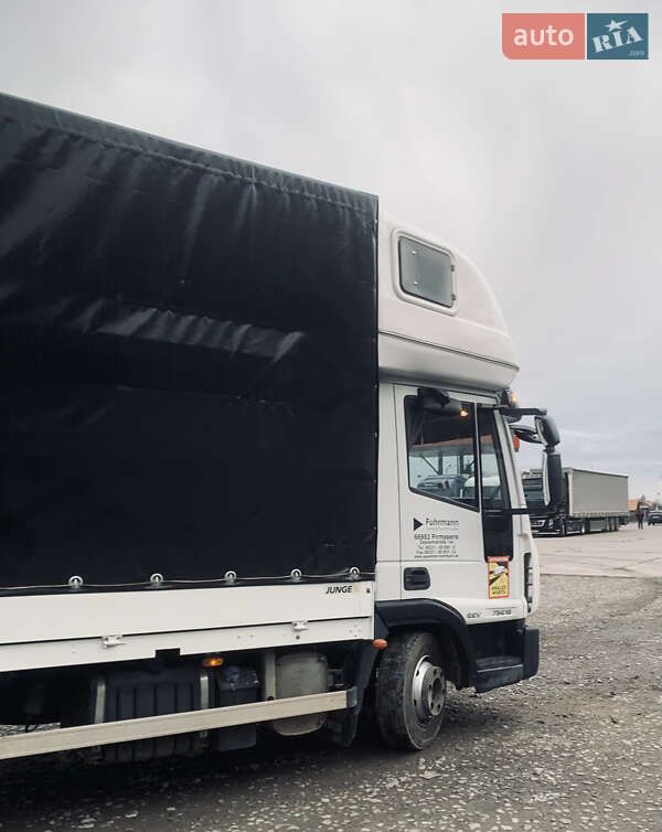 Тентованый Iveco EuroCargo 2011 в Мукачево