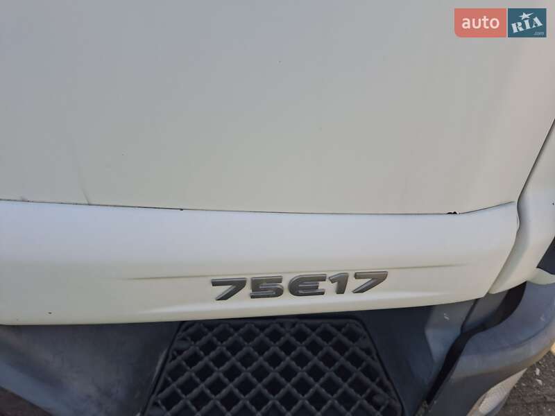 Тентований Iveco EuroCargo 2006 в Мукачевому