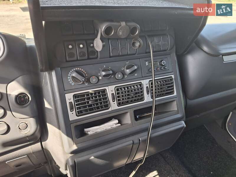 Тентований Iveco EuroCargo 2006 в Мукачевому