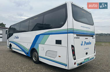 Туристичний / Міжміський автобус Iveco EuroCargo 2009 в Чернівцях