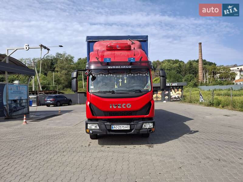 Грузовой фургон Iveco EuroCargo 2010 в Иршаве