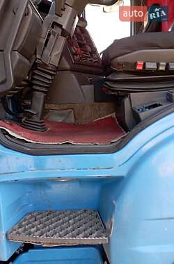 Тягач Iveco EuroTech 1999 в 