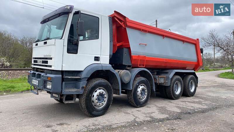 Самосвал Iveco EuroTrakker 2004 в Одессе