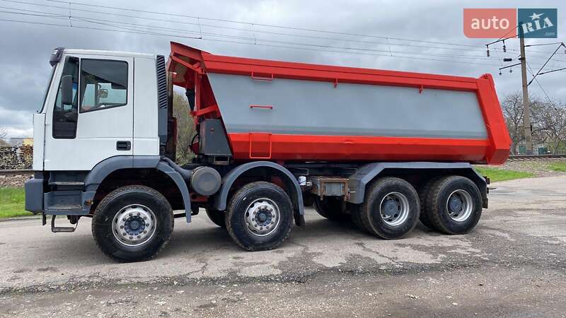 Самосвал Iveco EuroTrakker 2004 в Одессе