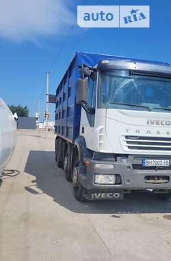 Самосвал Iveco EuroTrakker 2006 в 
