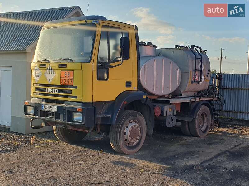 Гудронатор Iveco EuroTrakker 2002 в Ужгороді фото 2 Гудронатор Iveco EuroTrakker 2002 в Ужгороді