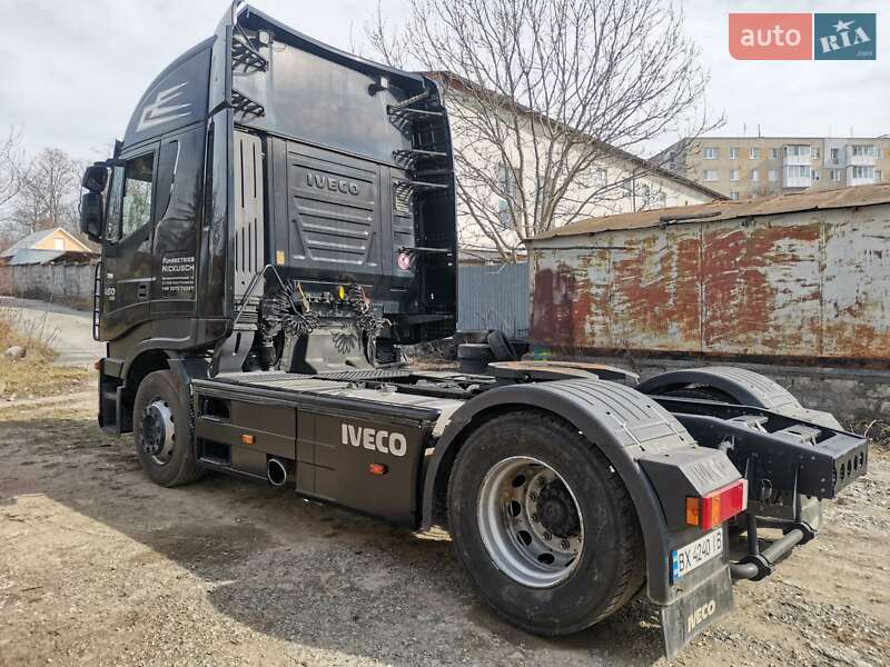 Тягач Iveco Magirus 2012 в Каменец-Подольском